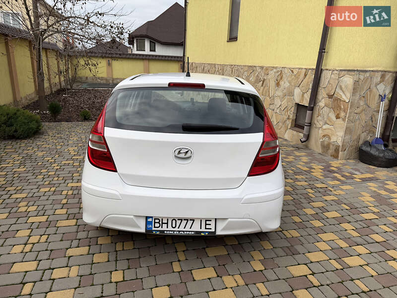 Хетчбек Hyundai i30 2011 в Одесі