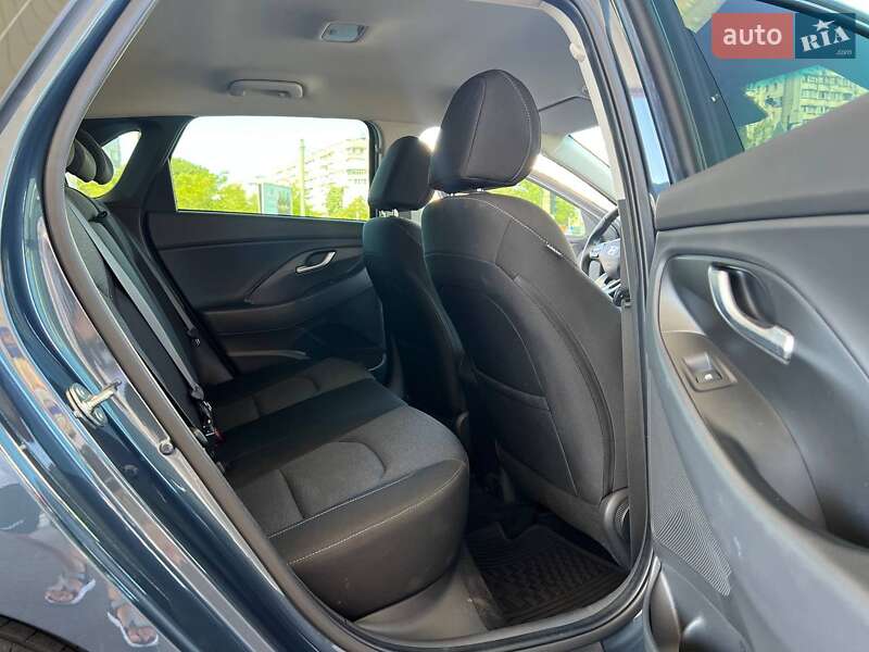 Хетчбек Hyundai i30 2024 в Одесі фото 21 Хетчбек Hyundai i30 2024 в Одесі