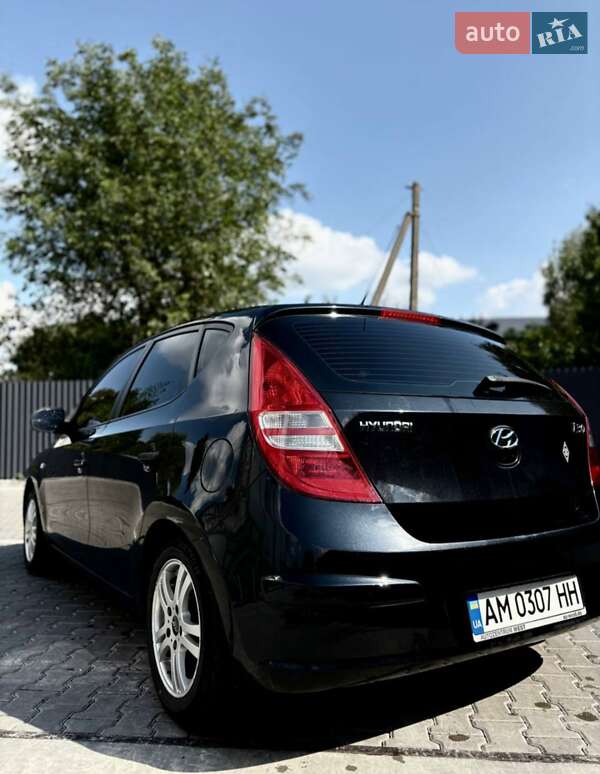 Хетчбек Hyundai i30 2009 в Житомирі