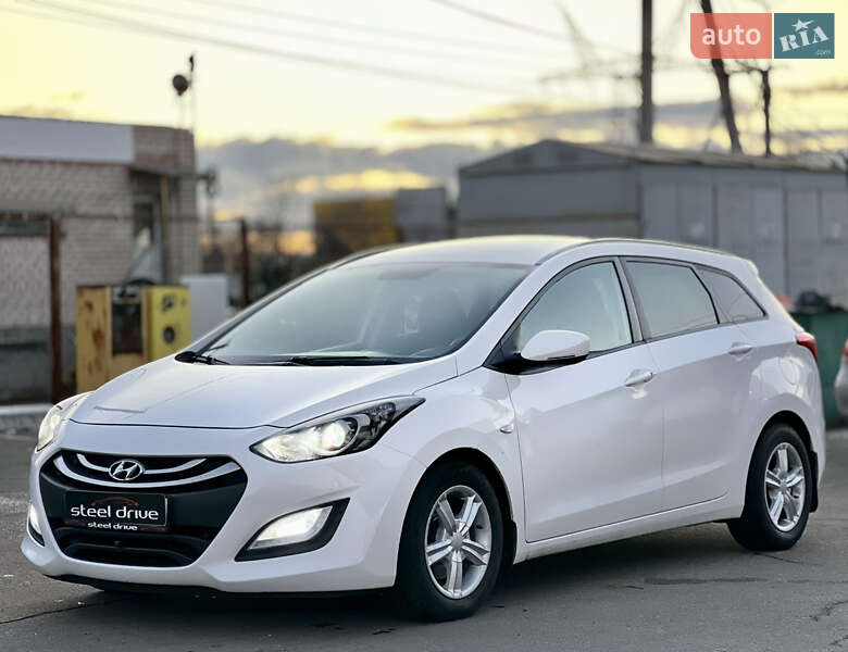 Універсал Hyundai i30 2013 в Миколаєві