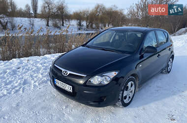 Хэтчбек Hyundai i30 2009 в Александрие