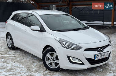 Універсал Hyundai i30 2013 в Харкові