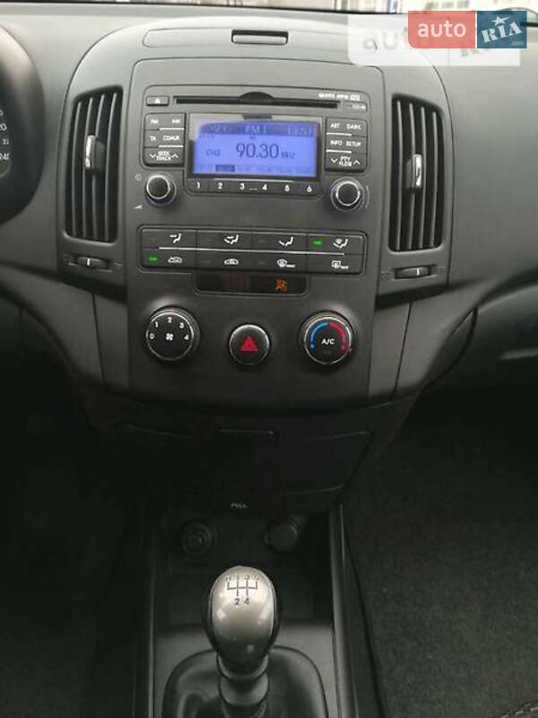 Универсал Hyundai i30 2008 в Сумах