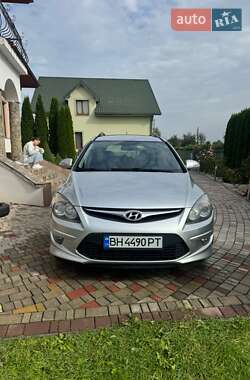 Универсал Hyundai i30 2012 в Богородчанах