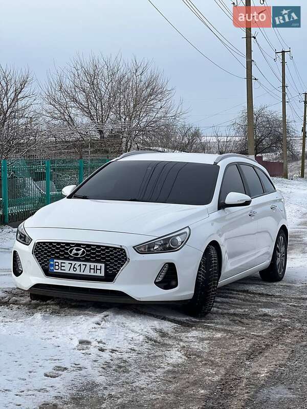 Универсал Hyundai i30 2017 в Новом Буге фото 4 Универсал Hyundai i30 2017 в Новом Буге