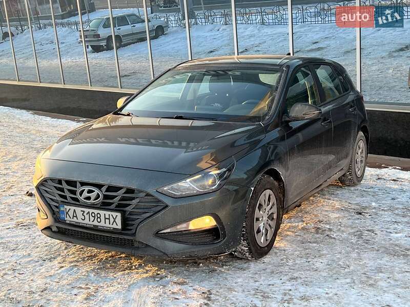 Hyundai i30 2022