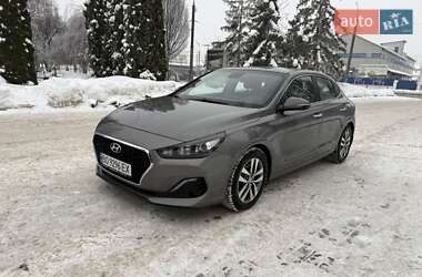 Фастбэк Hyundai i30 2018 в Тернополе