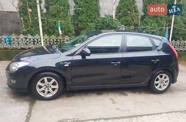 Хетчбек Hyundai i30 2011 в Мукачевому