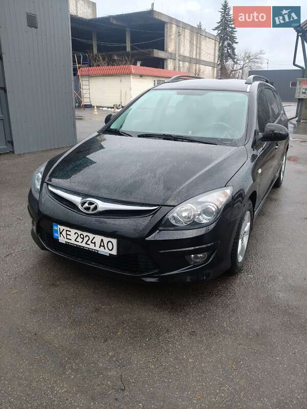 Hyundai i30 2012