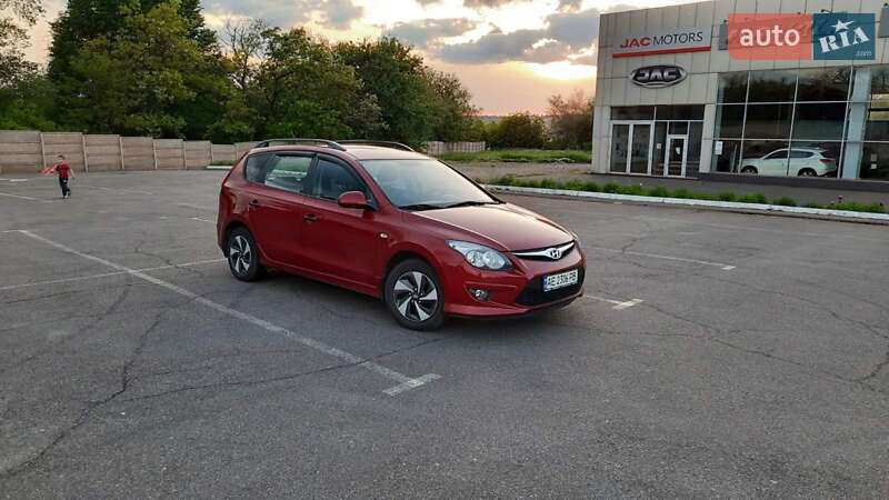 Hyundai i30 2012