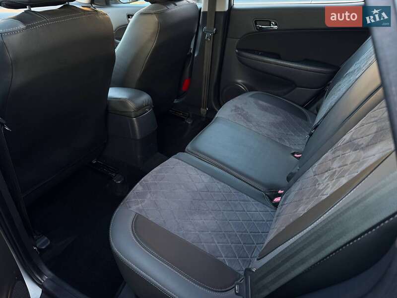 Хэтчбек Hyundai i30 2010 в Львове