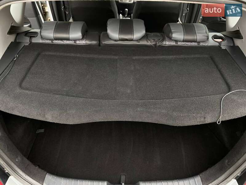 Хэтчбек Hyundai i30 2010 в Львове