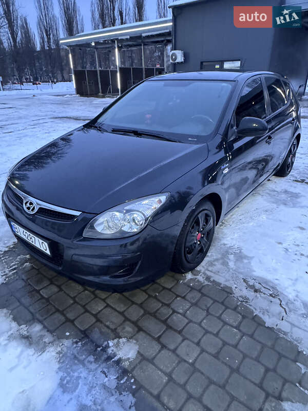 Хэтчбек Hyundai i30 2009 в Кременчуге