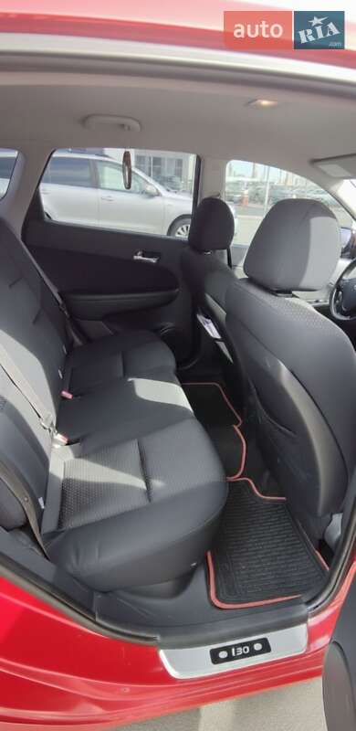 Хетчбек Hyundai i30 2007 в Дніпрі