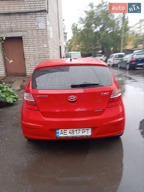 Хетчбек Hyundai i30 2007 в Дніпрі