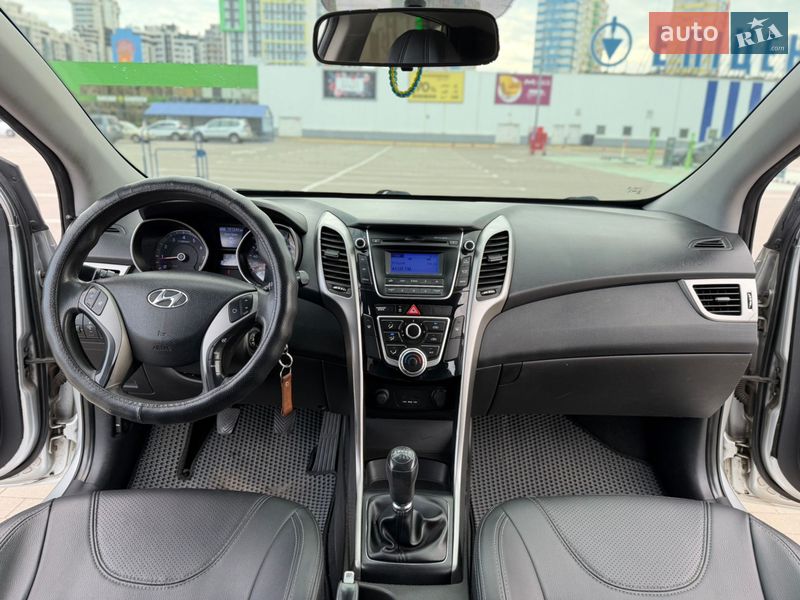 Хэтчбек Hyundai i30 2013 в Одессе