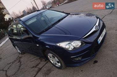 Универсал Hyundai i30 2011 в Первомайске