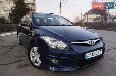 Универсал Hyundai i30 2011 в Первомайске