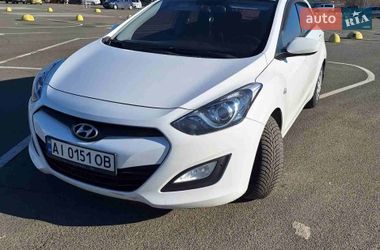 Хэтчбек Hyundai i30 2013 в Киеве