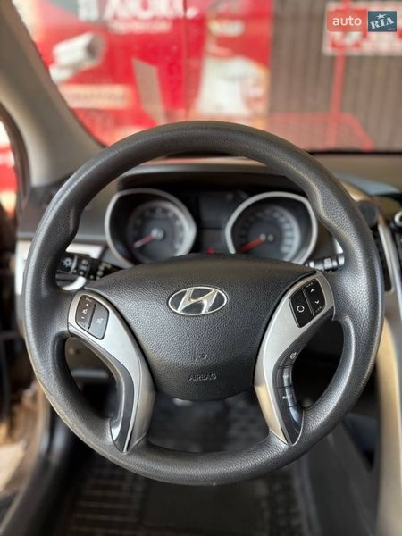 Хэтчбек Hyundai i30 2014 в Киеве
