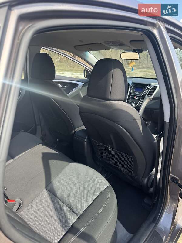 Хетчбек Hyundai i30 2013 в Житомирі