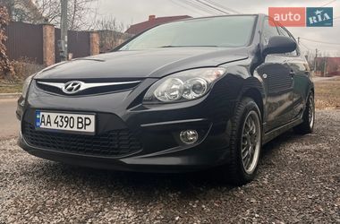 Хэтчбек Hyundai i30 2010 в Боярке