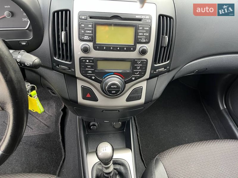Универсал Hyundai i30 2008 в Тернополе
