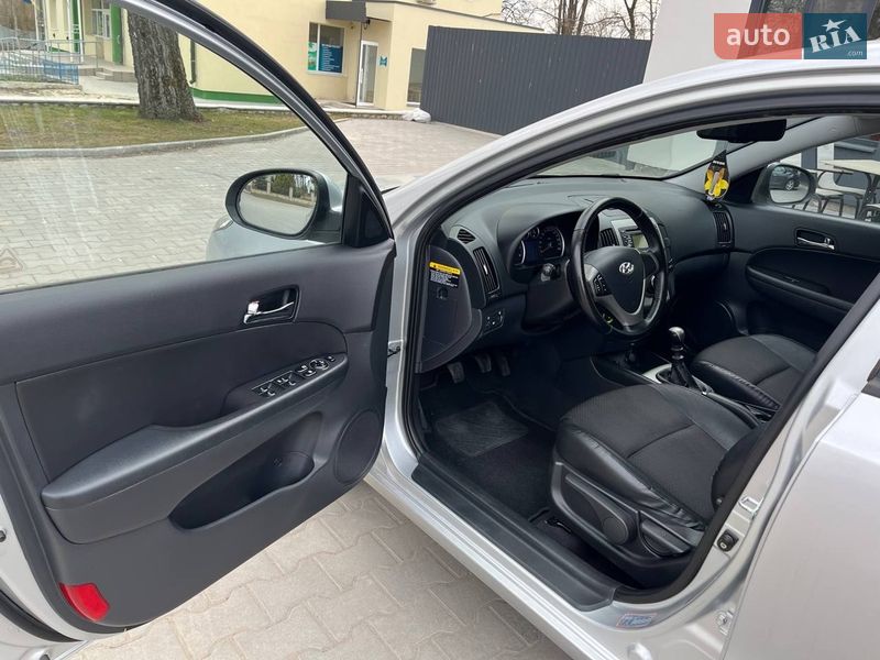 Универсал Hyundai i30 2008 в Тернополе