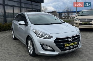 Универсал Hyundai i30 2015 в Мукачево