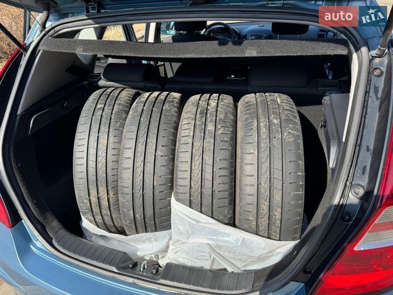 Хетчбек Hyundai i30 2010 в Луцьку