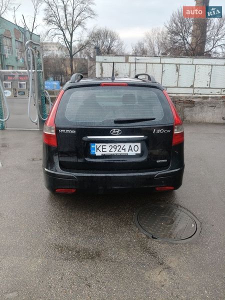 Универсал Hyundai i30 2012 в Днепре