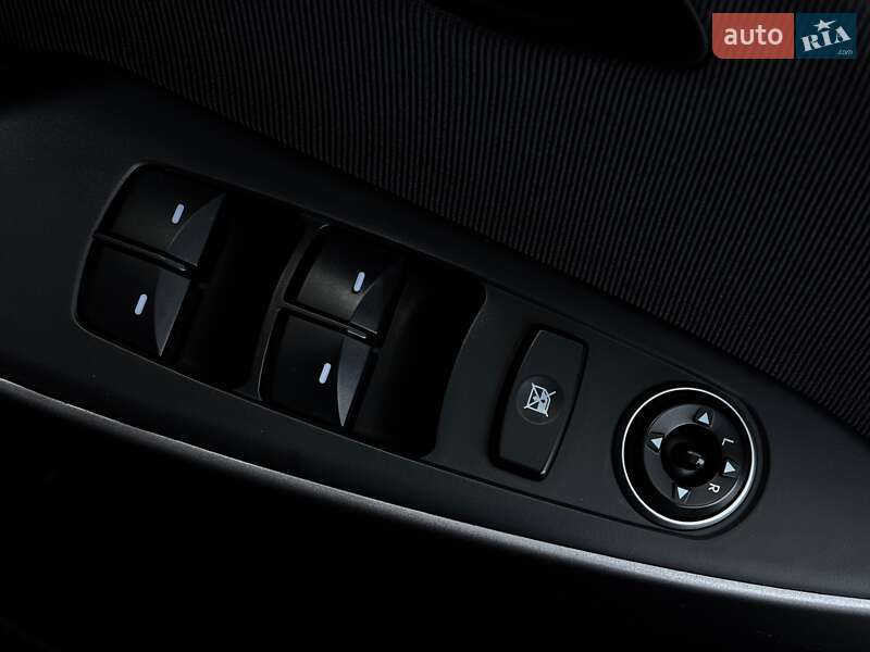 Универсал Hyundai i30 2015 в Белогородке фото 20 Универсал Hyundai i30 2015 в Белогородке