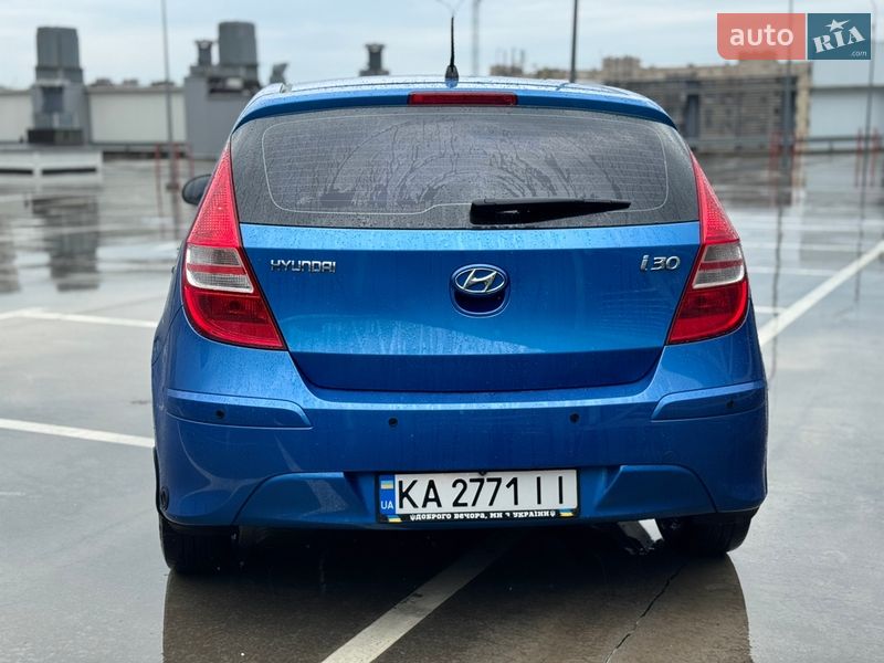 Хэтчбек Hyundai i30 2010 в Киеве