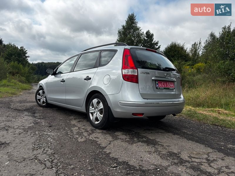 Универсал Hyundai i30 2009 в Дрогобыче