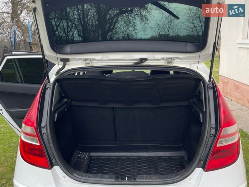 Хэтчбек Hyundai i30 2011 в Львове фото 11 Хэтчбек Hyundai i30 2011 в Львове