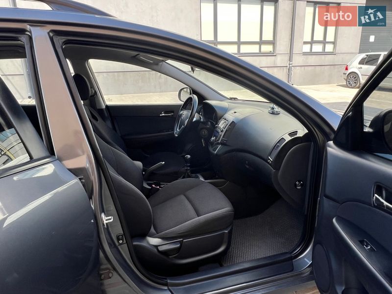 Универсал Hyundai i30 2008 в Тернополе фото 28 Универсал Hyundai i30 2008 в Тернополе