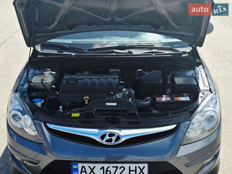 Хэтчбек Hyundai i30 2011 в Киеве фото 30 Хэтчбек Hyundai i30 2011 в Киеве