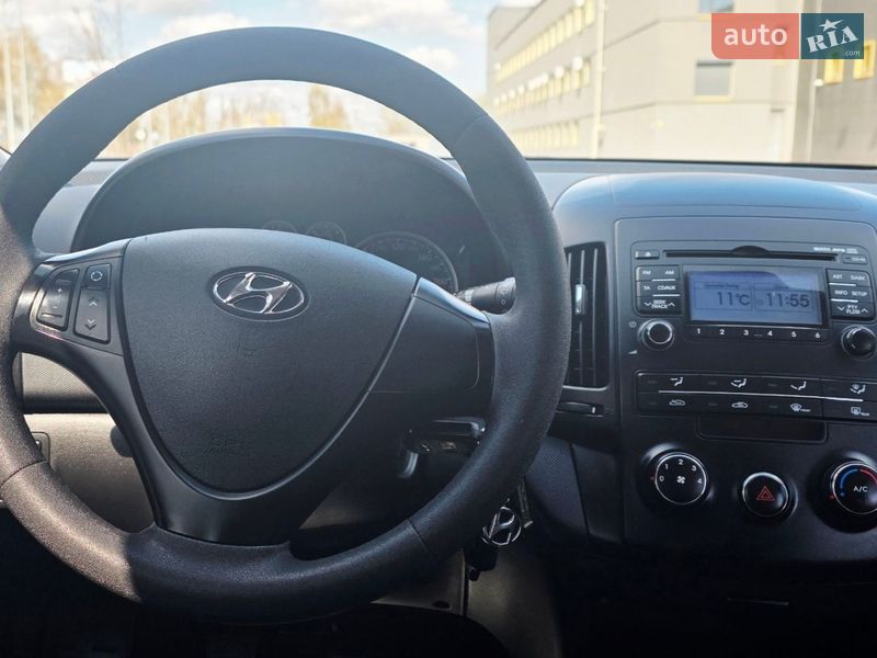 Хэтчбек Hyundai i30 2011 в Киеве фото 63 Хэтчбек Hyundai i30 2011 в Киеве