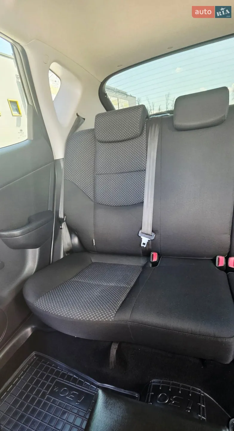 2011 Hyundai i30 - мініатюра 96