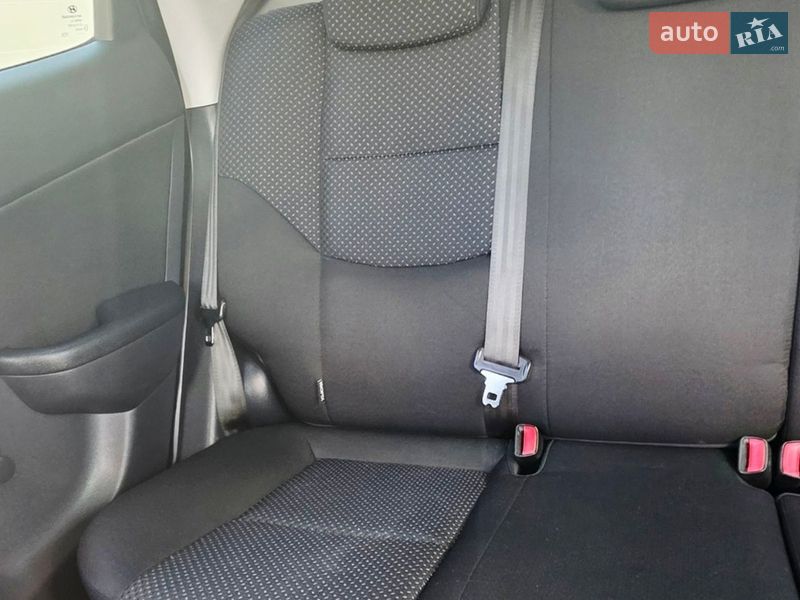 Хэтчбек Hyundai i30 2011 в Киеве фото 97 Хэтчбек Hyundai i30 2011 в Киеве