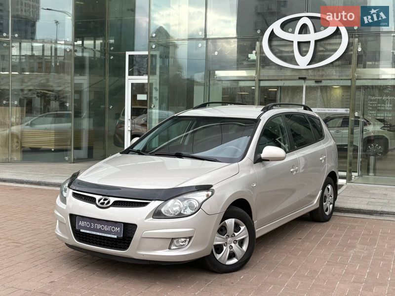 Hyundai i30 2011