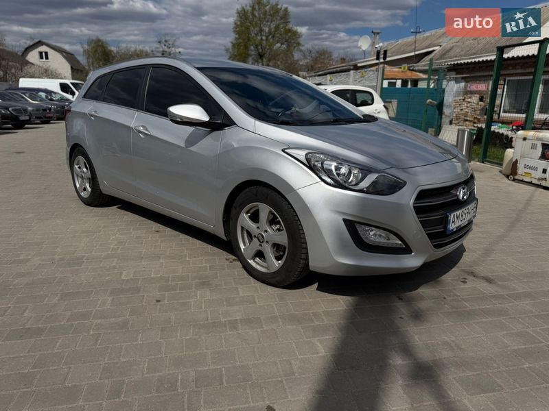 Hyundai i30 2016