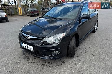 Універсал Hyundai i30 2010 в Полтаві