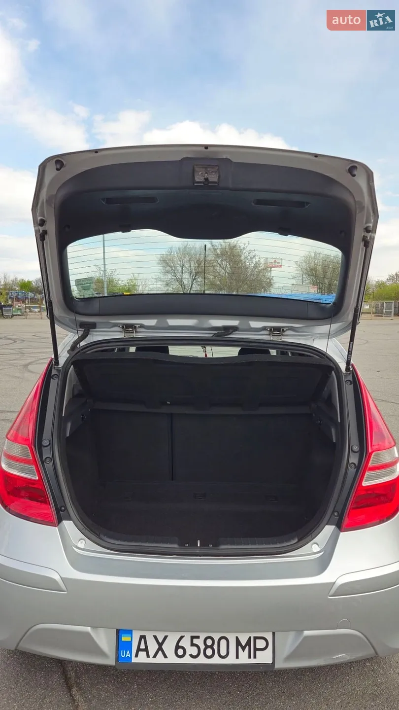 2011 Hyundai i30 - мініатюра 8