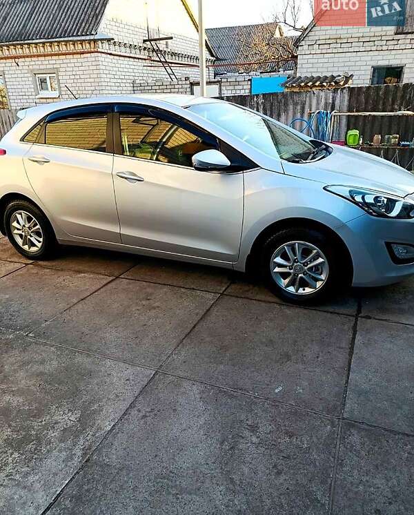 Hyundai i30 2013