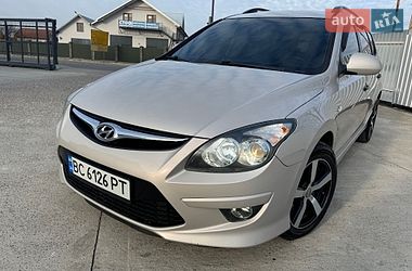 Универсал Hyundai i30 2011 в Дрогобыче