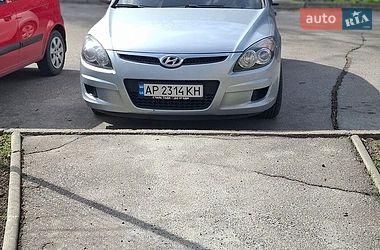 Хэтчбек Hyundai i30 2010 в Запорожье