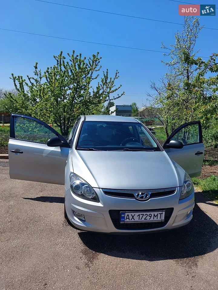 2010 Hyundai i30 - мініатюра 15