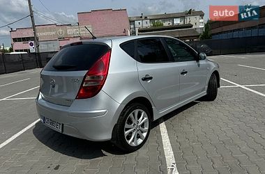 Хэтчбек Hyundai i30 2011 в Нежине