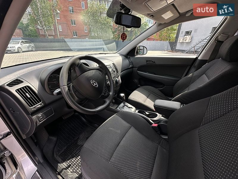 Хэтчбек Hyundai i30 2011 в Нежине